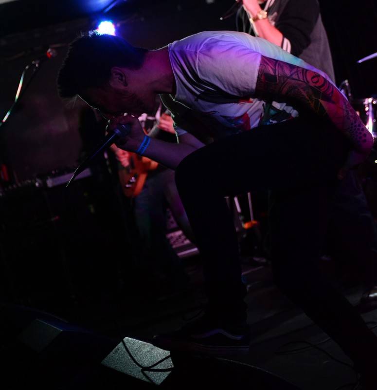 Crazy Town svým nu-metalem rozvášnili Rock Café, došlo i na hit Butterfly