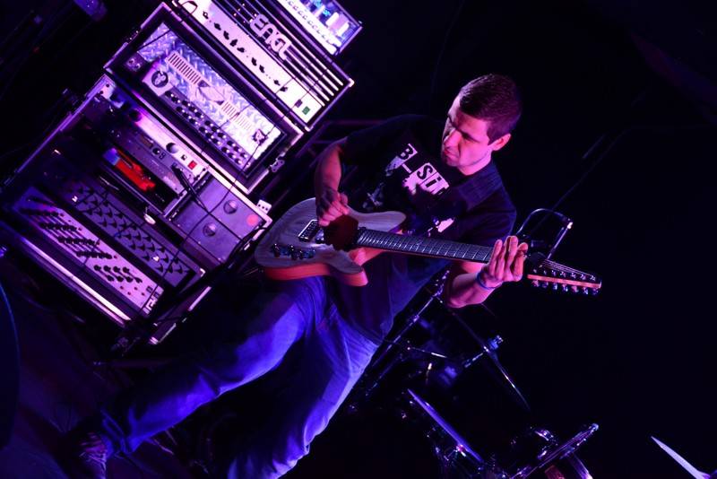 Crazy Town svým nu-metalem rozvášnili Rock Café, došlo i na hit Butterfly