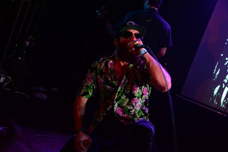 Crazy Town svým nu-metalem rozvášnili Rock Café, došlo i na hit Butterfly