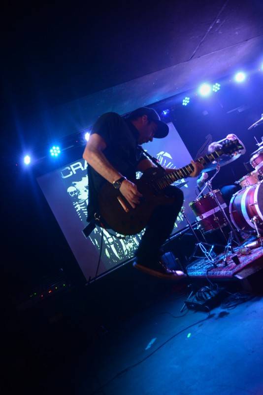 Crazy Town svým nu-metalem rozvášnili Rock Café, došlo i na hit Butterfly