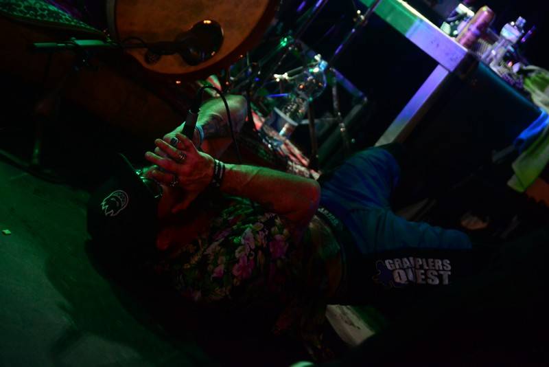 Crazy Town svým nu-metalem rozvášnili Rock Café, došlo i na hit Butterfly