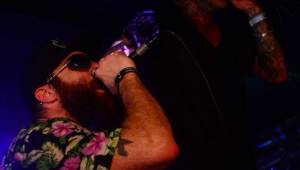 Crazy Town svým nu-metalem rozvášnili Rock Café, došlo i na hit Butterfly