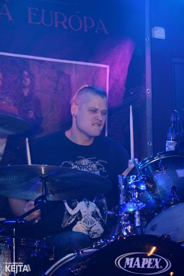 Slobodná Európa slavila v Rock Café 25 let alba Pakáreň