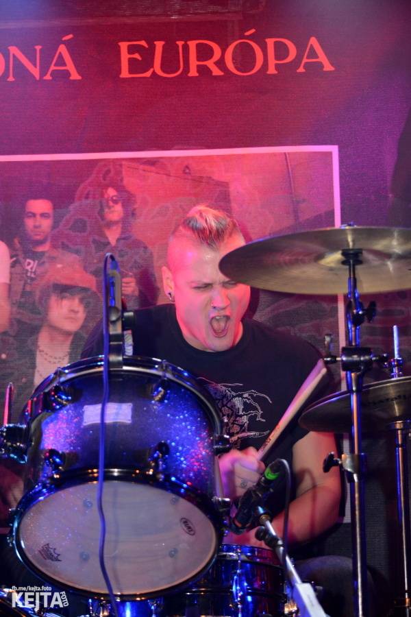 Slobodná Európa slavila v Rock Café 25 let alba Pakáreň