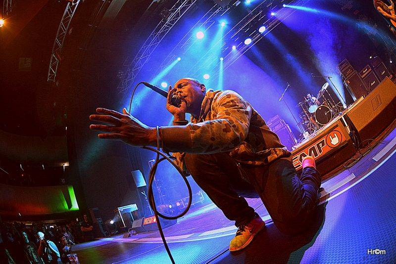 Brnem otřásla EMP Persistance Tour: Suicidal Tendencies, Agnostic Front a další přilákali milovníky tvrdé muziky