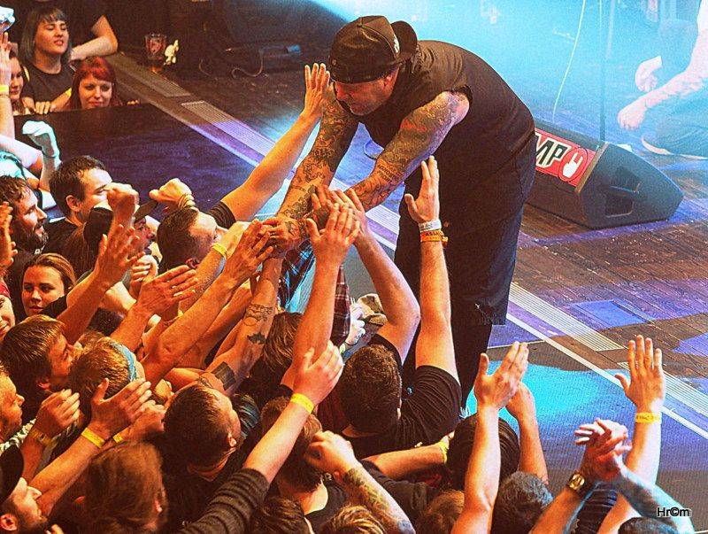 Brnem otřásla EMP Persistance Tour: Suicidal Tendencies, Agnostic Front a další přilákali milovníky tvrdé muziky