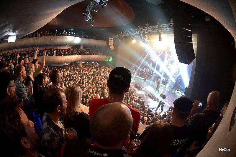 Brnem otřásla EMP Persistance Tour: Suicidal Tendencies, Agnostic Front a další přilákali milovníky tvrdé muziky