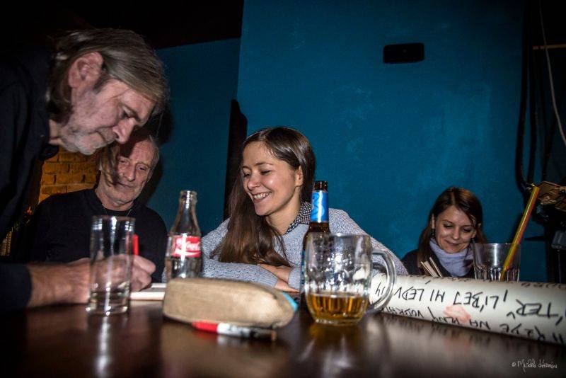 Kníže pornofolku Záviš přivítal na svém koncertě Františka Černého z Čechomoru