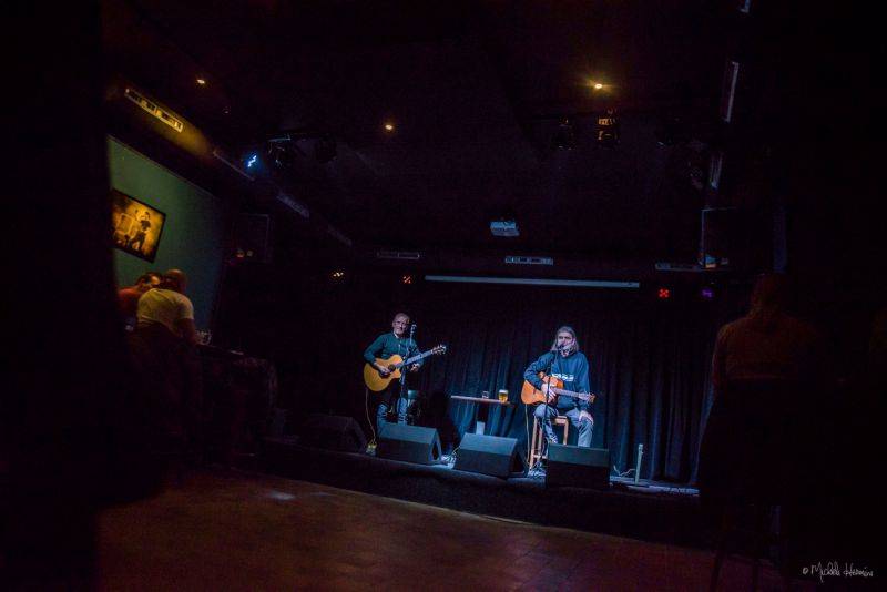 Kníže pornofolku Záviš přivítal na svém koncertě Františka Černého z Čechomoru