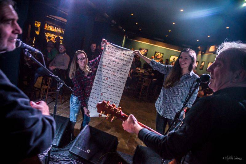 Kníže pornofolku Záviš přivítal na svém koncertě Františka Černého z Čechomoru