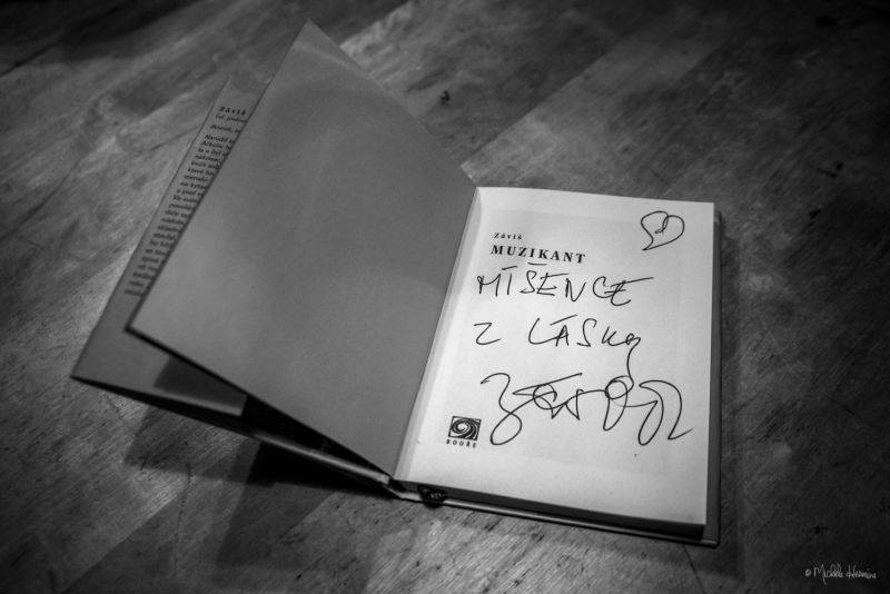 Kníže pornofolku Záviš přivítal na svém koncertě Františka Černého z Čechomoru