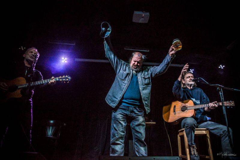 Kníže pornofolku Záviš přivítal na svém koncertě Františka Černého z Čechomoru