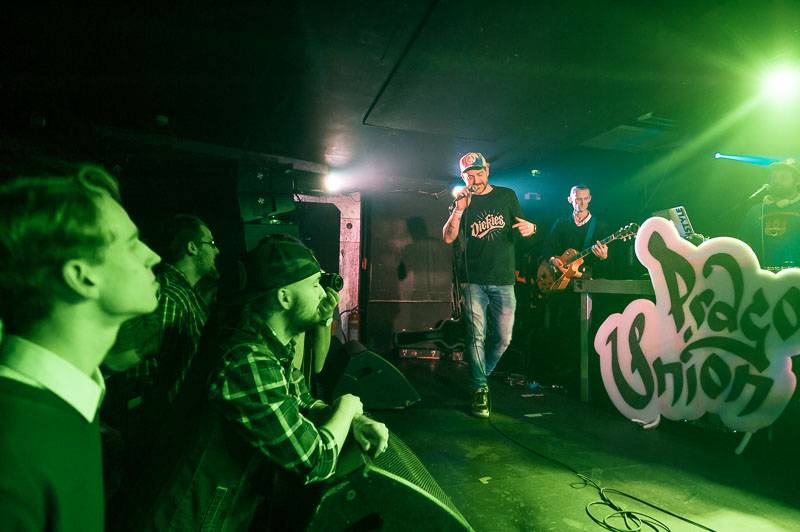 Prago Union představili v Rock Café novou sestavu doprovodné kapely
