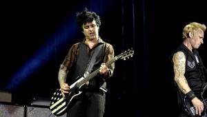 Green Day řádili v Tipsport aréně, kopli si i do Trumpa