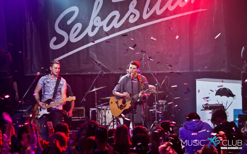 Sebastian v Chomutově: Hvězdy, konfety a autogramiáda