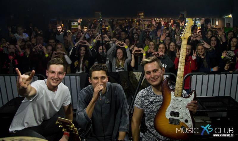 Sebastian v Chomutově: Hvězdy, konfety a autogramiáda