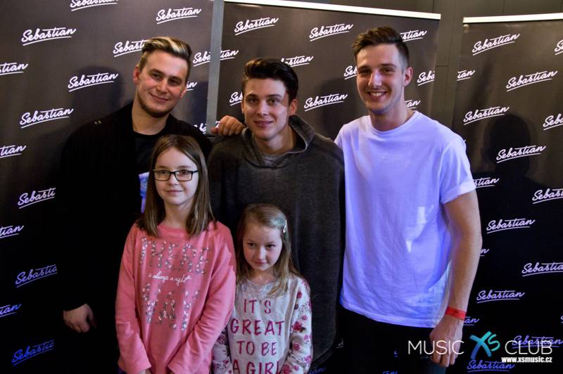 Sebastian v Chomutově: Hvězdy, konfety a autogramiáda