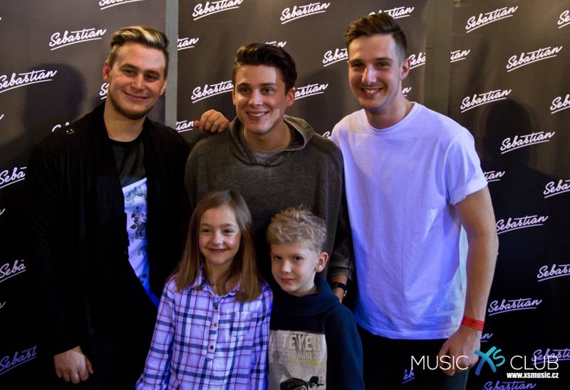 Sebastian v Chomutově: Hvězdy, konfety a autogramiáda