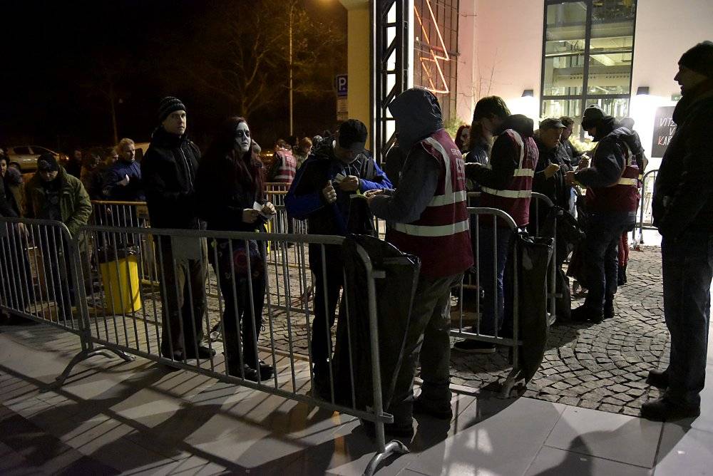 Metaloví Powerwolf, Epica a Beyond The Black zahráli v pražském Fóru Karlín