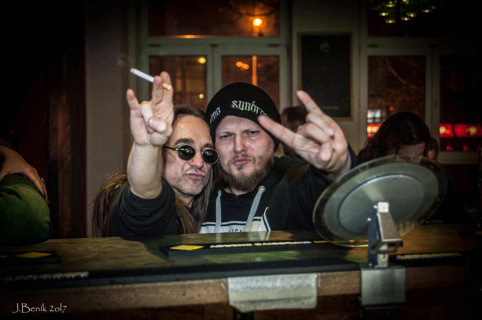 Traktor pokřtil v pražské Chmelnici svůj nejnovější pochmurný videoklip Letokruhy