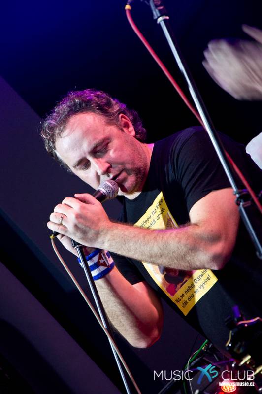 Brutus v Chomutově: Legenda bigbítu zaplnila Music XS club