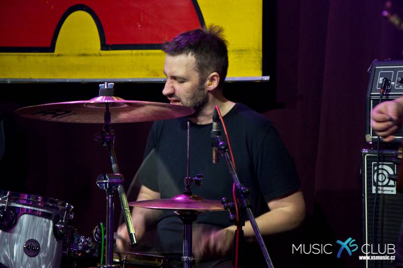 Brutus v Chomutově: Legenda bigbítu zaplnila Music XS club