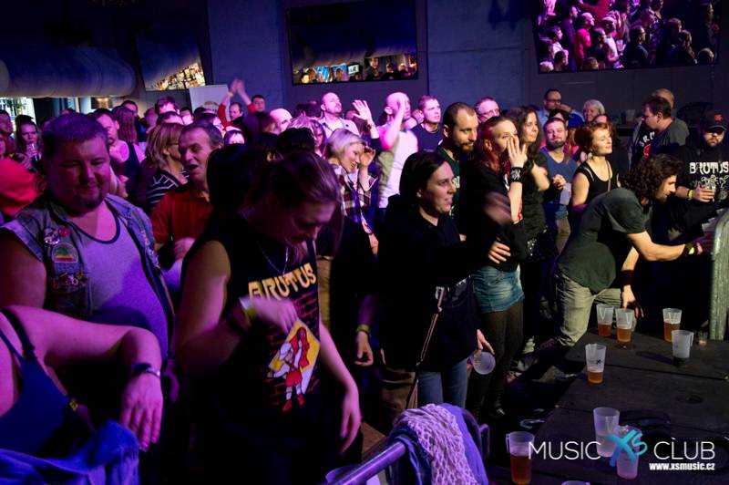 Brutus v Chomutově: Legenda bigbítu zaplnila Music XS club
