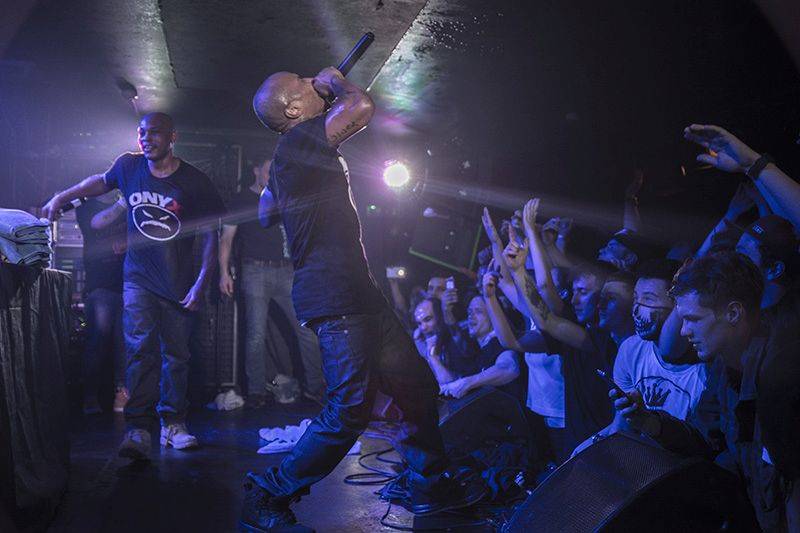 Onyx v Rock Café svlékali bundy: Prahu rozhoupal drsný rap z New Yorku