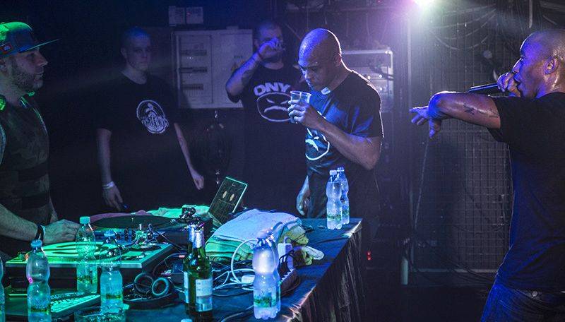 Onyx v Rock Café svlékali bundy: Prahu rozhoupal drsný rap z New Yorku