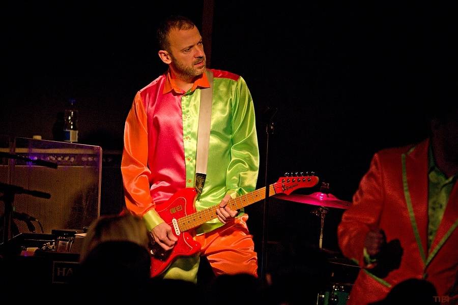 Monkey Business s novou stálou zpěvačkou Terezou Černochovou roztančili českokrumlovskou Fabričku