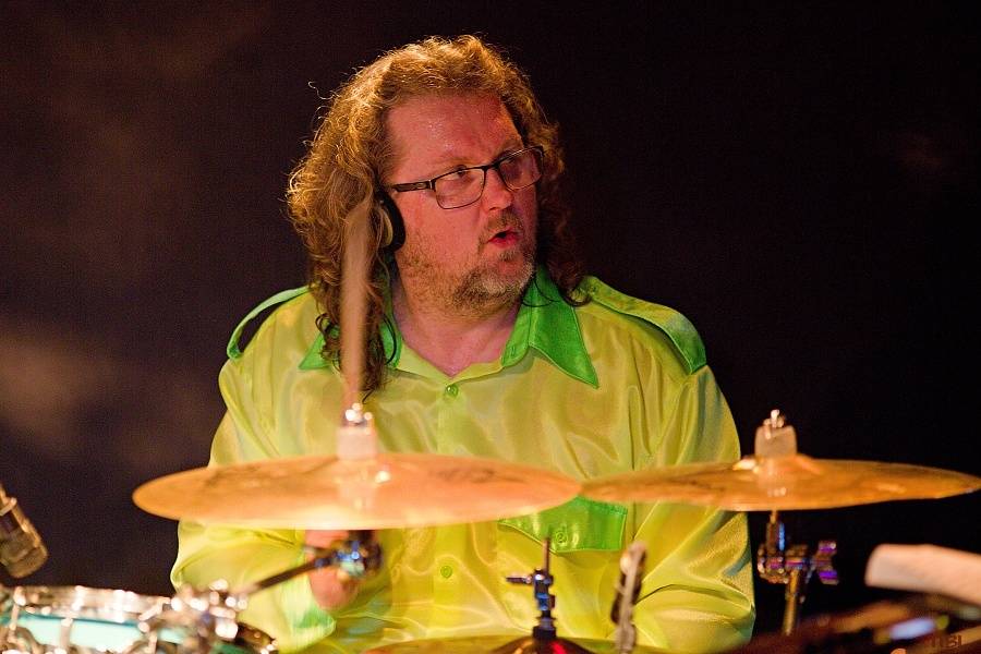 Monkey Business s novou stálou zpěvačkou Terezou Černochovou roztančili českokrumlovskou Fabričku