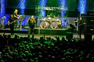 Dream Theater v Praze slavili 25 let alba Images And Words ohromující show