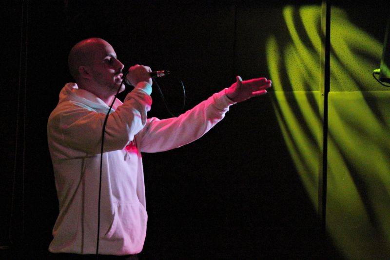 If přivezli do Plzně novou desku Stop Play