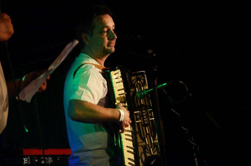 Buzeranti se na Valentýna sešli v Rock Café! Zahráli i Vagyny Dy Praga