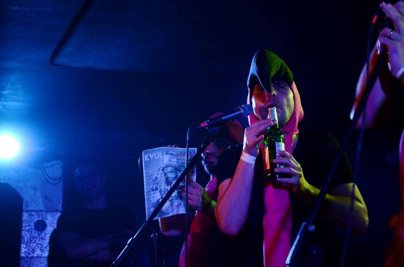 Buzeranti se na Valentýna sešli v Rock Café! Zahráli i Vagyny Dy Praga