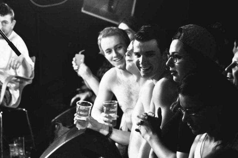 Buzeranti se na Valentýna sešli v Rock Café! Zahráli i Vagyny Dy Praga