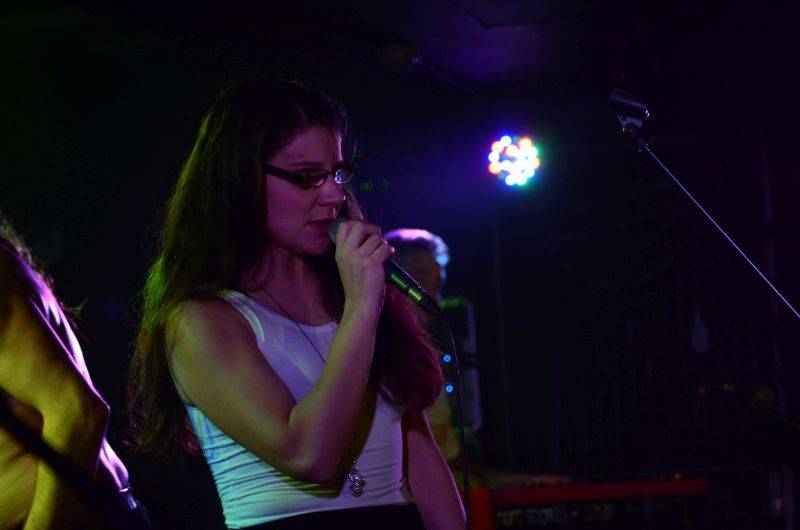 Buzeranti se na Valentýna sešli v Rock Café! Zahráli i Vagyny Dy Praga