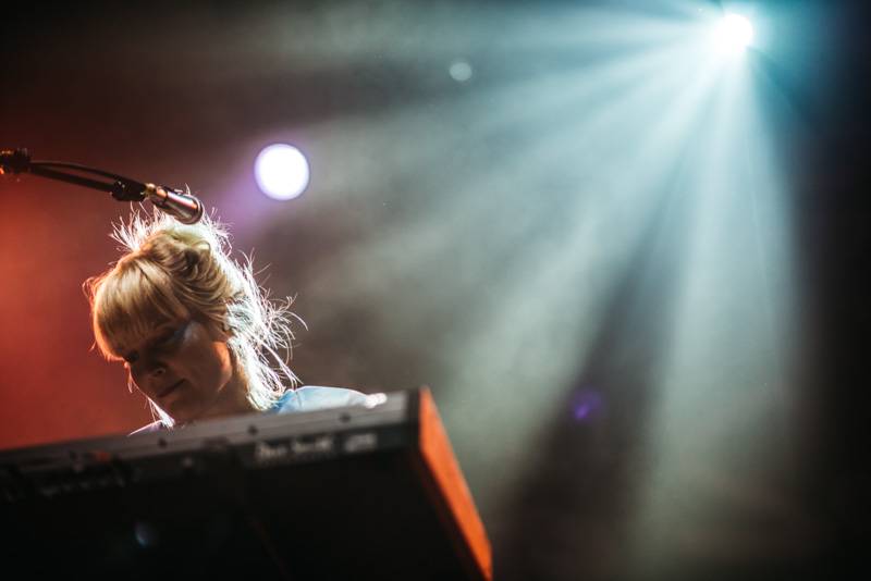 Alvaro Soler hned napoprvé vyprodal koncert v Praze, přivezl i Sofii