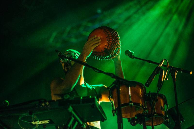 Alvaro Soler hned napoprvé vyprodal koncert v Praze, přivezl i Sofii