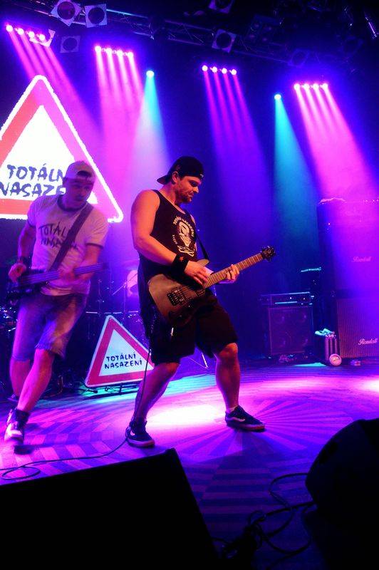 Rádio RockZone oslavilo dvanácté narozeniny: Hráli Totální nasazení, Five O'Clock Tea, Cocotte Minute