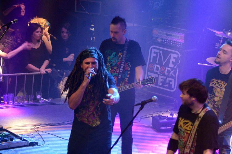 Rádio RockZone oslavilo dvanácté narozeniny: Hráli Totální nasazení, Five O'Clock Tea, Cocotte Minute