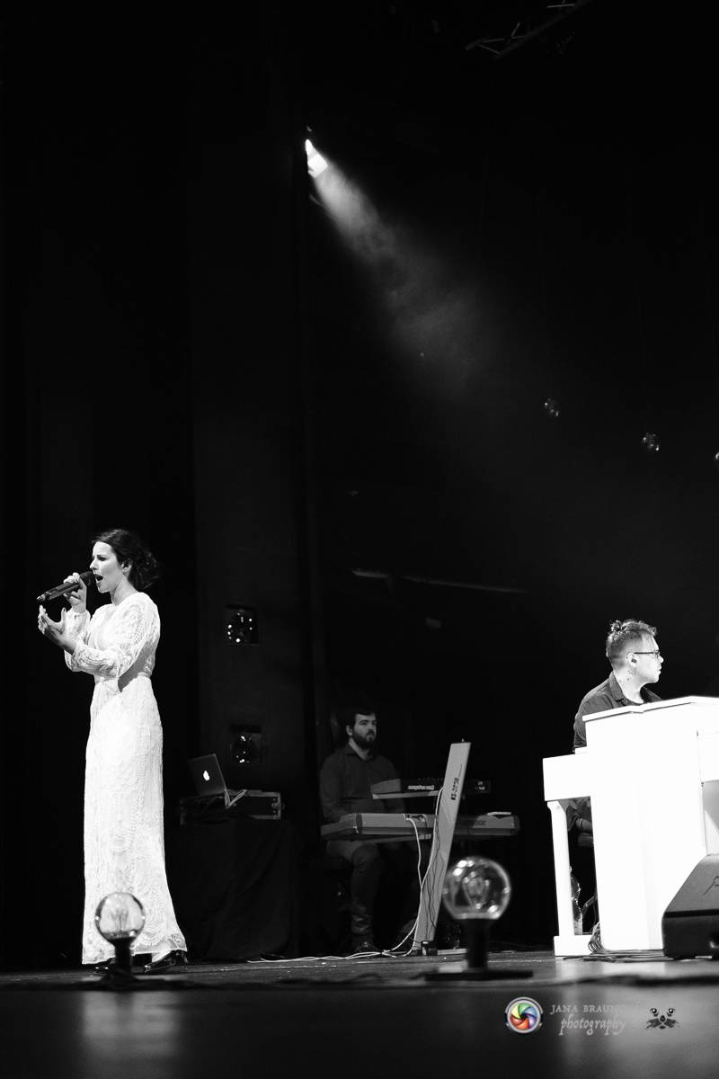 Katarína Knechtová zpívala pražské Hybernii: 