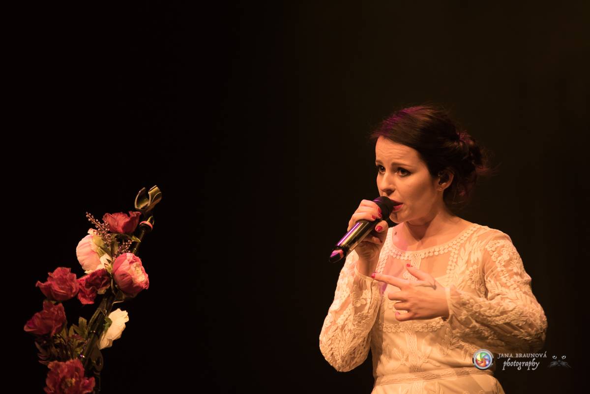 Katarína Knechtová zpívala pražské Hybernii: 