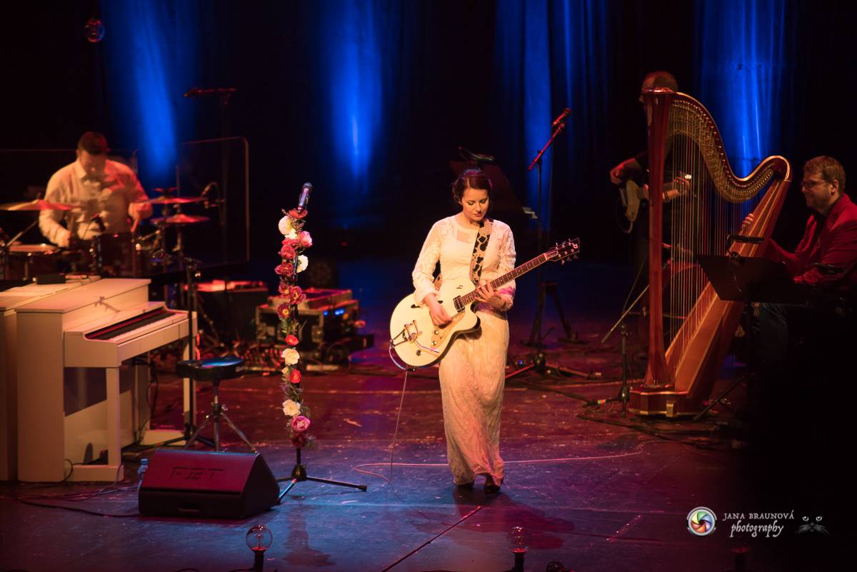 Katarína Knechtová zpívala pražské Hybernii: 