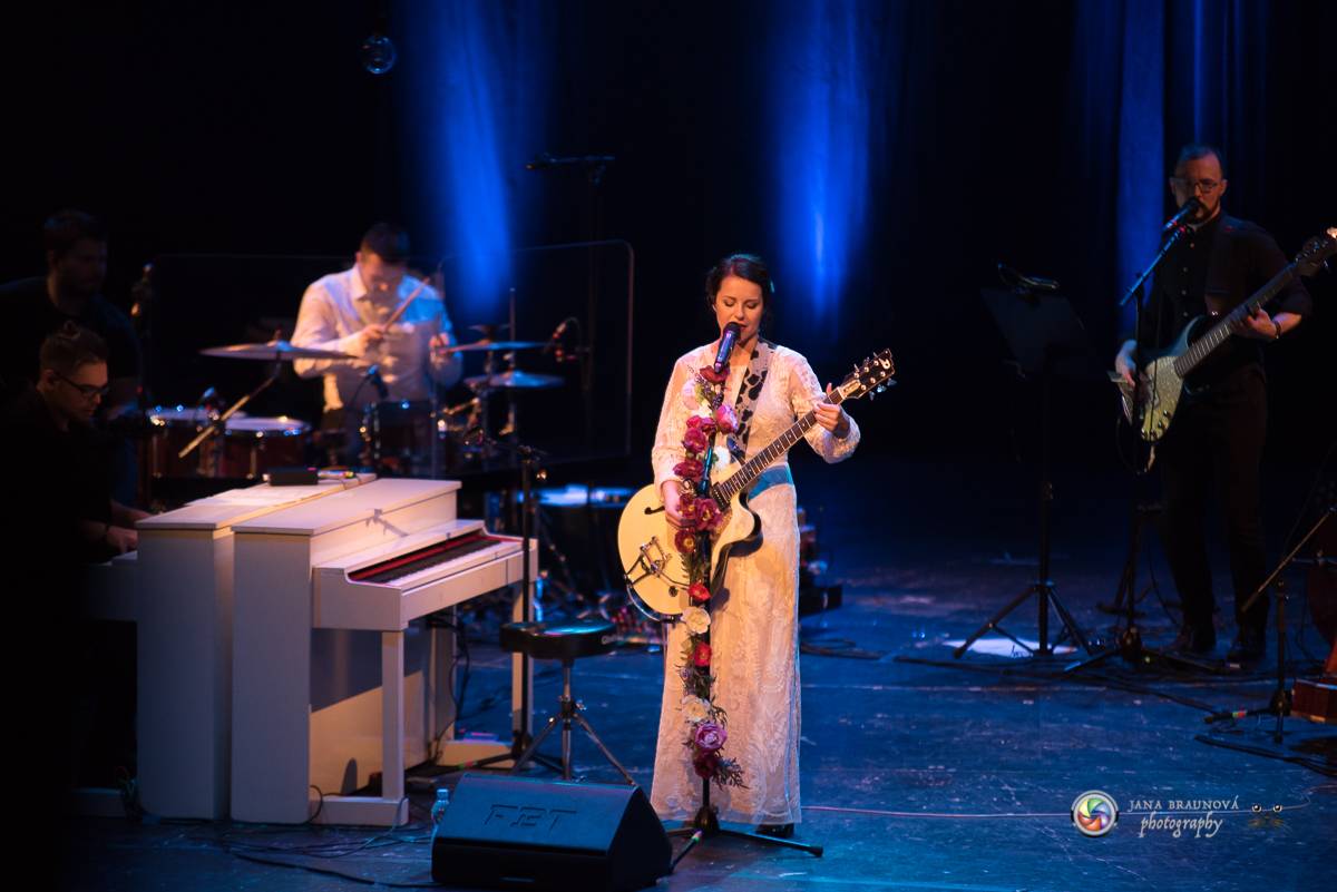 Katarína Knechtová zpívala pražské Hybernii: 