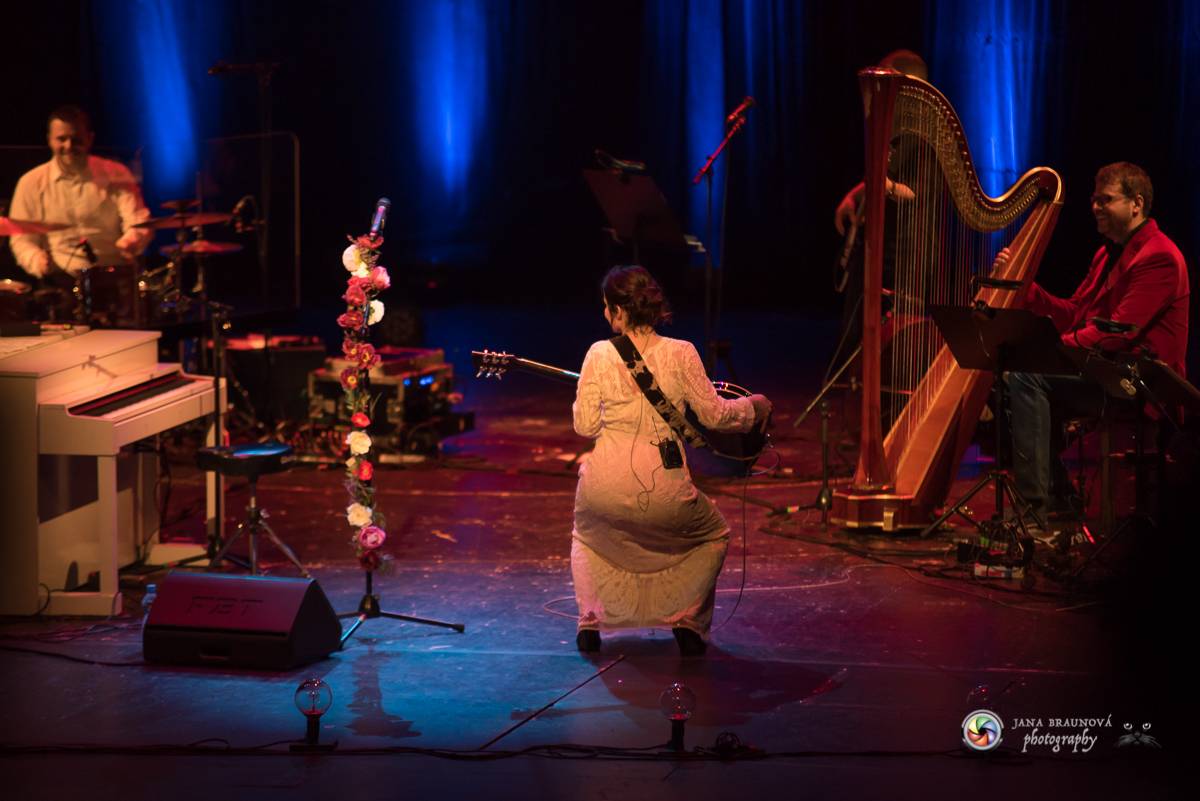 Katarína Knechtová zpívala pražské Hybernii: 