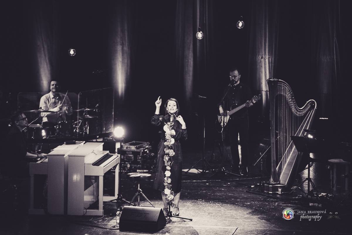 Katarína Knechtová zpívala pražské Hybernii: 