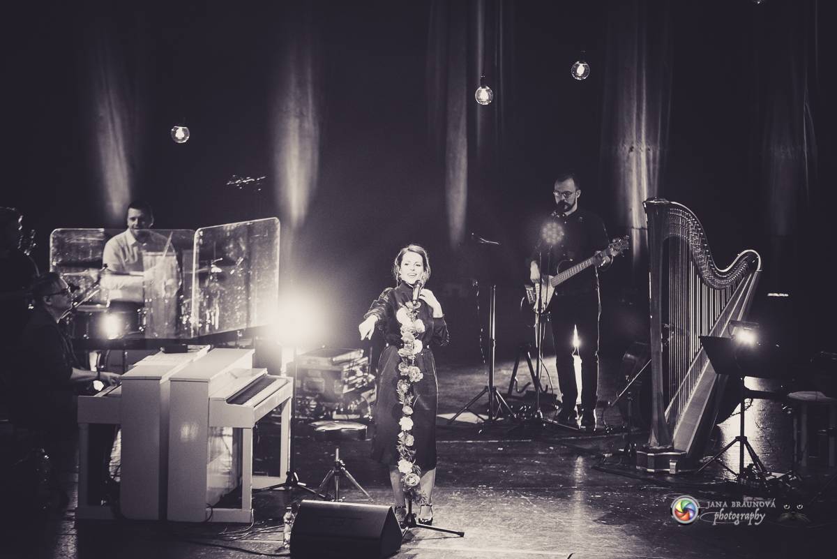 Katarína Knechtová zpívala pražské Hybernii: 