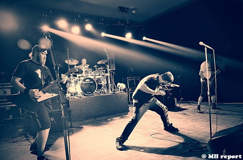 Komunál a Morčata na útěku rozjeli zábavu v plzeňské Šeříkovce na plné obrátky