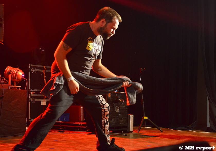 Komunál a Morčata na útěku rozjeli zábavu v plzeňské Šeříkovce na plné obrátky